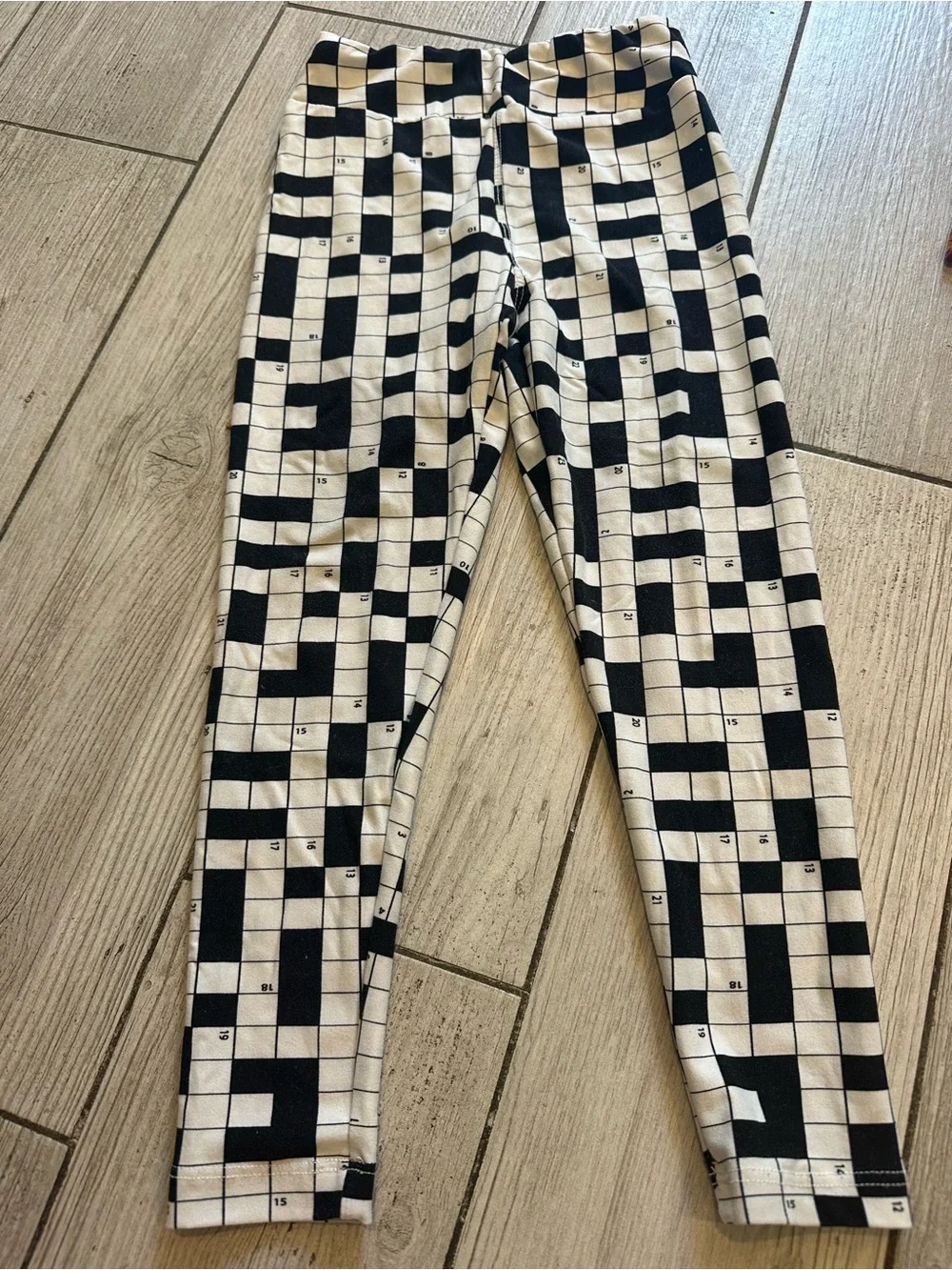 4 kids small 12 month to 7 years old Lularoe leggings